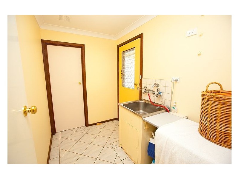 8 Amalda Place, Sunset Beach WA 6530