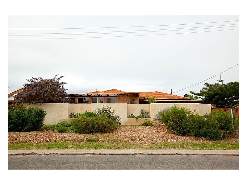8 Amalda Place, Sunset Beach WA 6530