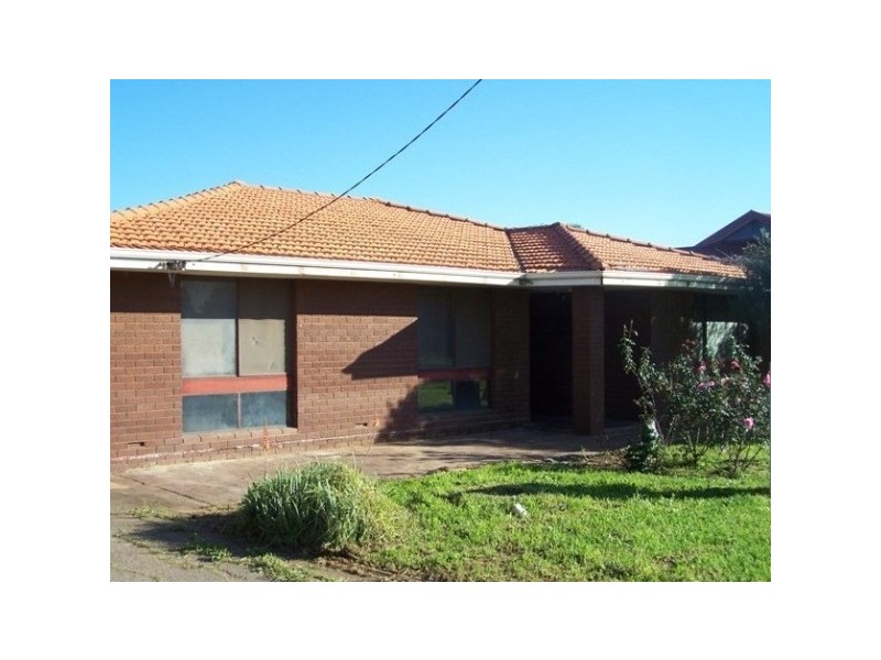 103 Railway Street, Bluff Point WA 6530