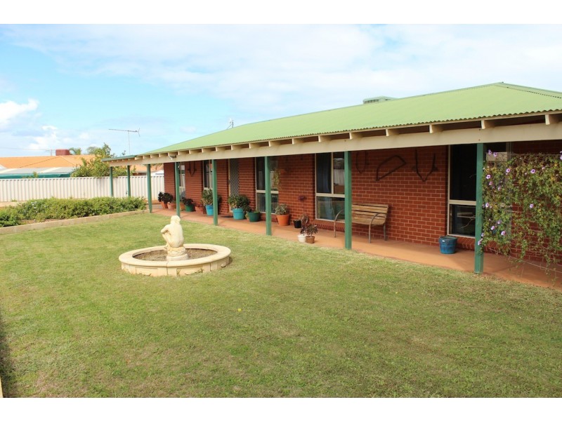 8 Waratah Court, Strathalbyn WA 6530