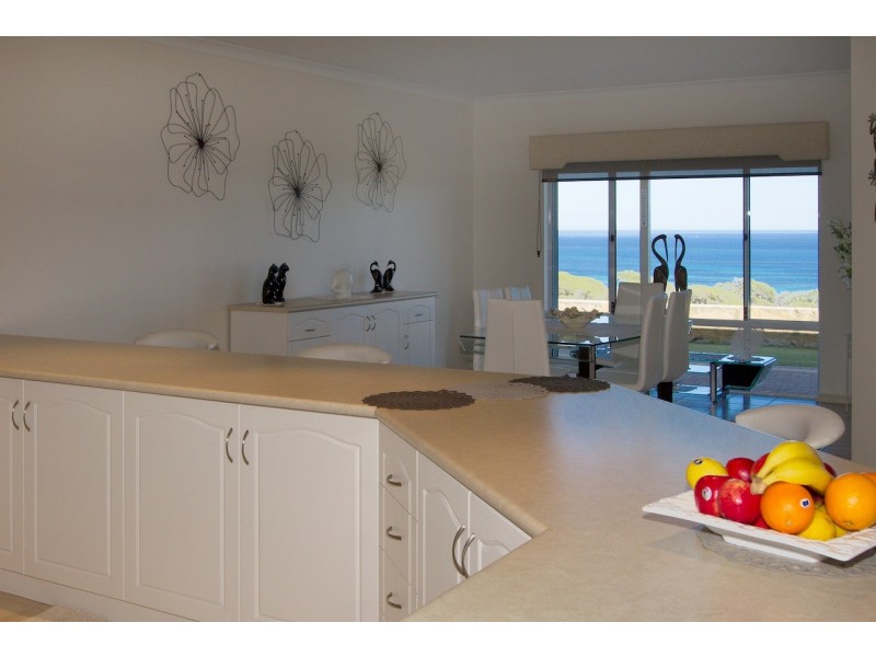 90 Winnetta Ridge, Wandina WA 6530