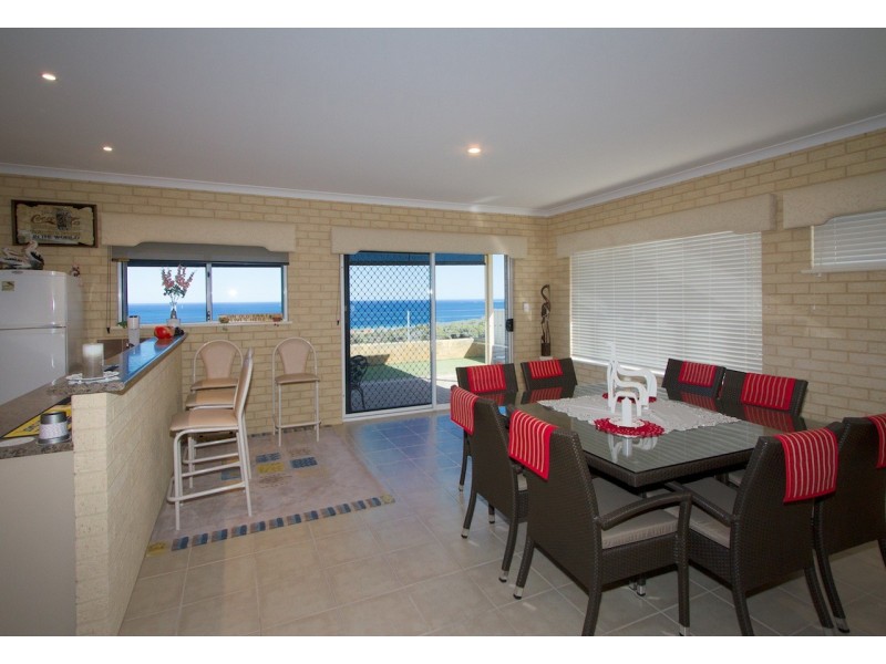 90 Winnetta Ridge, Wandina WA 6530