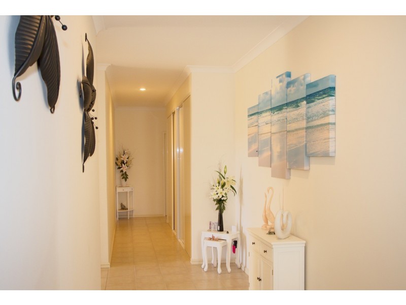 90 Winnetta Ridge, Wandina WA 6530