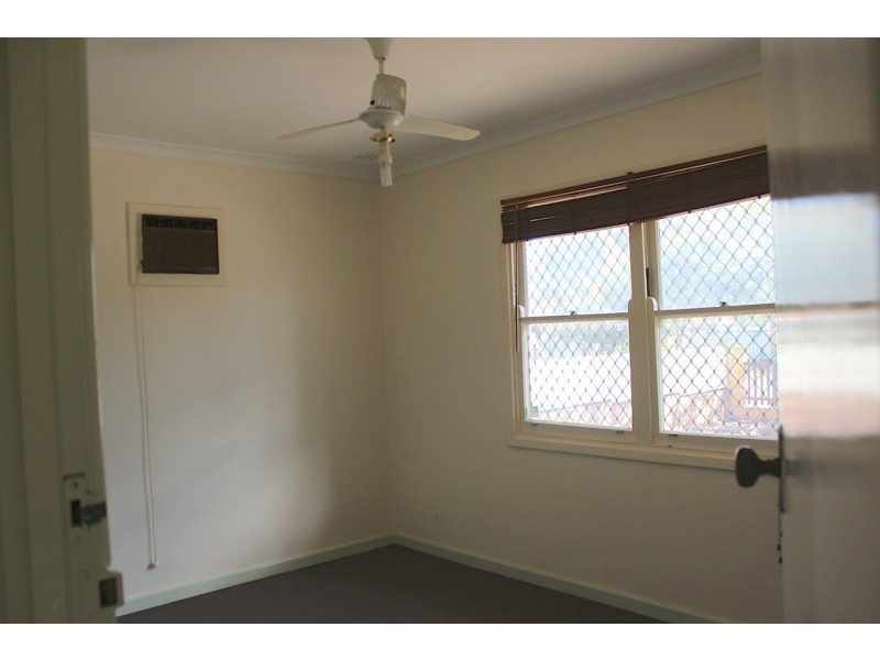 10 Lantana Street, Rangeway WA 6530