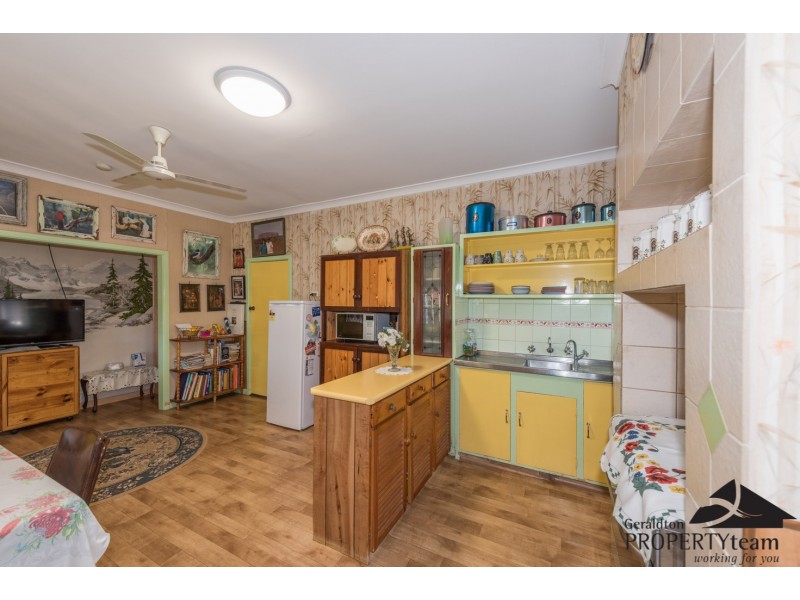 159 Fraser Street, Beachlands WA 6530