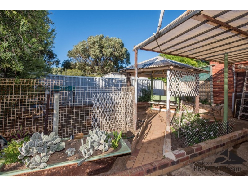 159 Fraser Street, Beachlands WA 6530