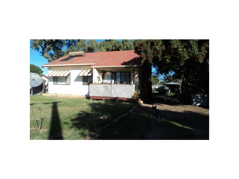 6 Betula Street, Rangeway WA 6530