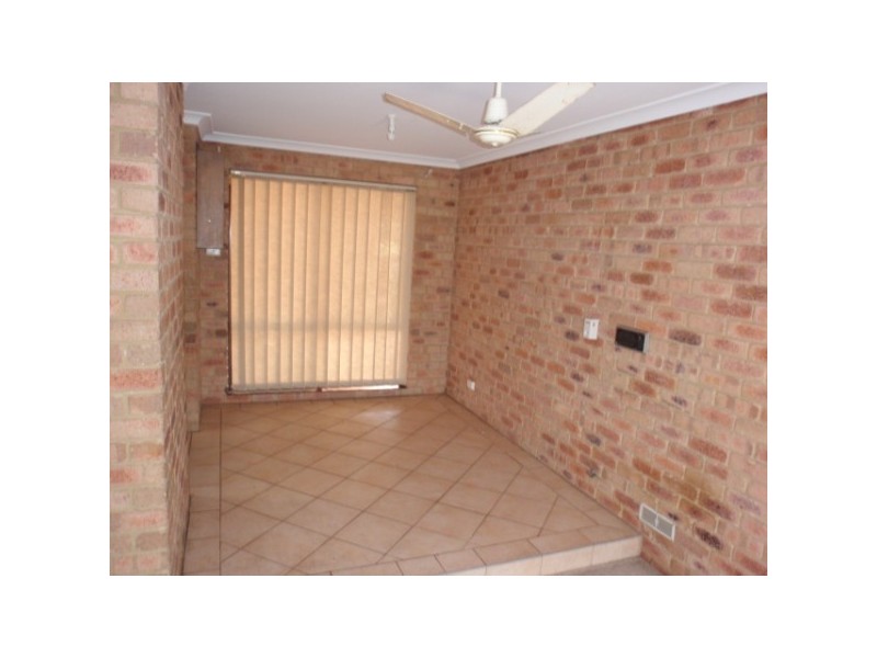 16 Glenview Street, Mount Tarcoola WA 6530