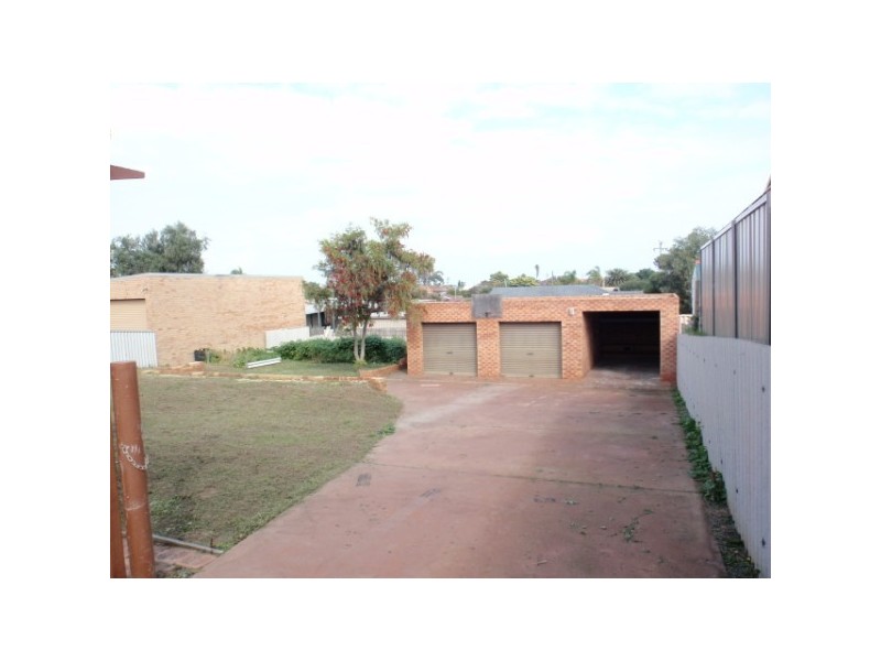 16 Glenview Street, Mount Tarcoola WA 6530