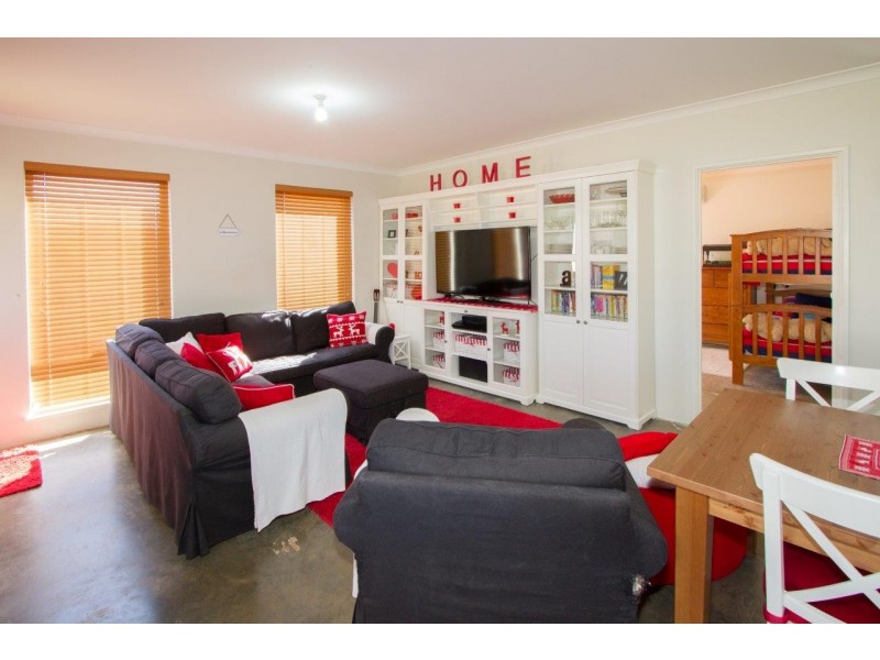 44 Tersonia Way, Strathalbyn WA 6530