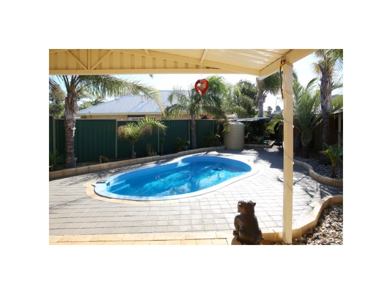 23 Clematis Crescent, Utakarra WA 6530