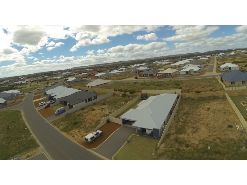 142 Glenfield Beach Drive, Glenfield WA 6532
