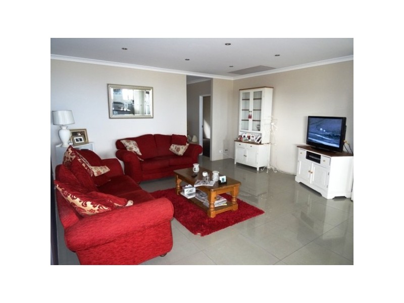 7 Basile Court, Wandina WA 6530