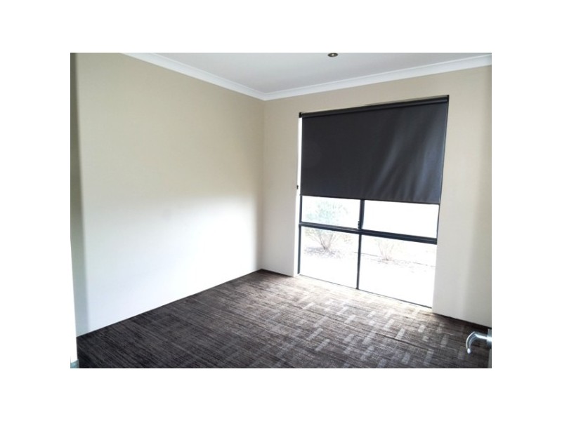 7 Basile Court, Wandina WA 6530