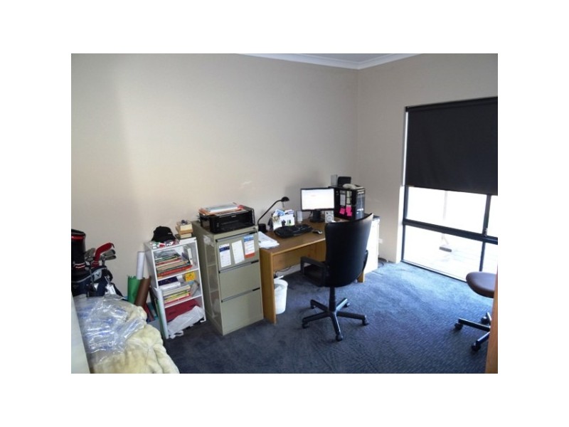 9 Basile Court, Wandina WA 6530