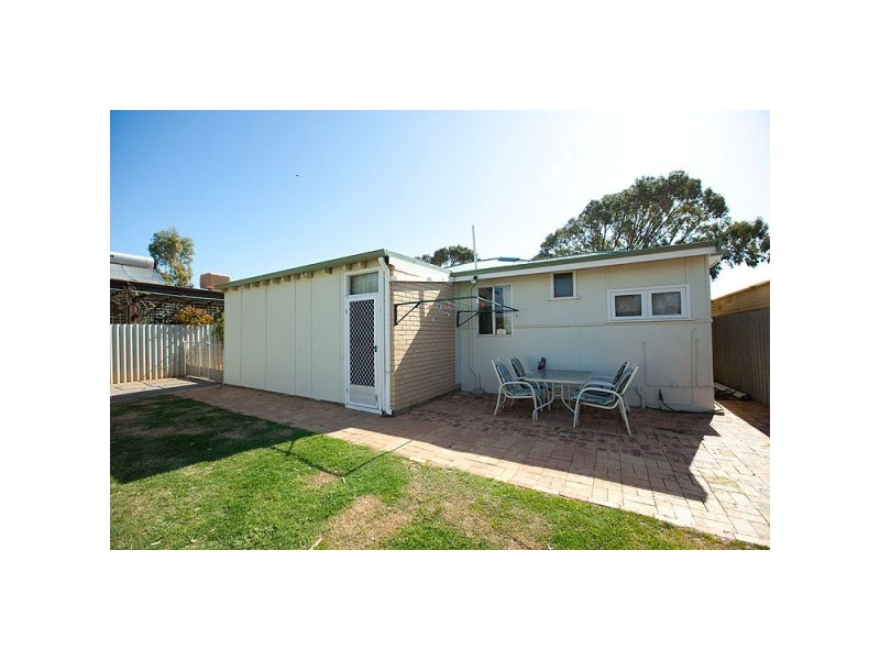 6 Harrison Street, Bluff Point WA 6530