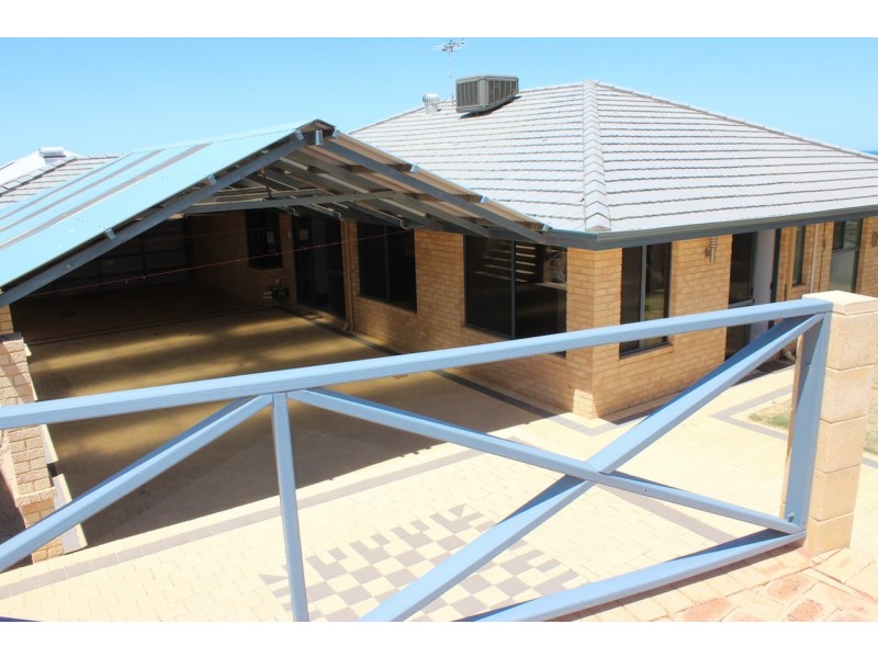 7 Auger Green, Wandina WA 6530