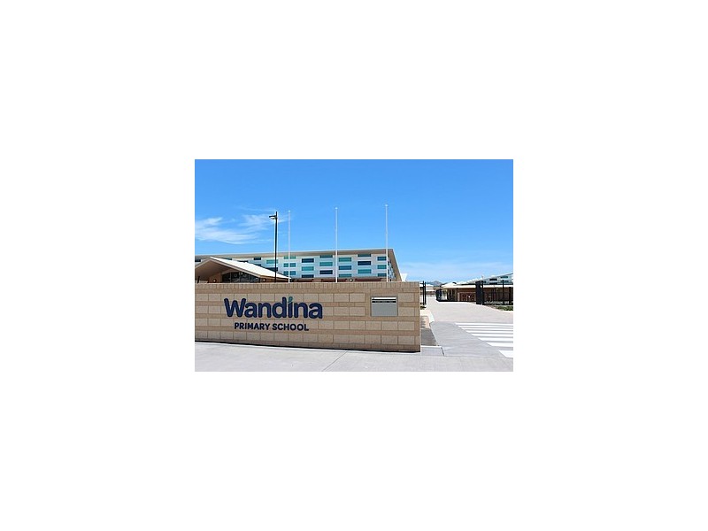 37 Jackson Loop, Wandina WA 6530