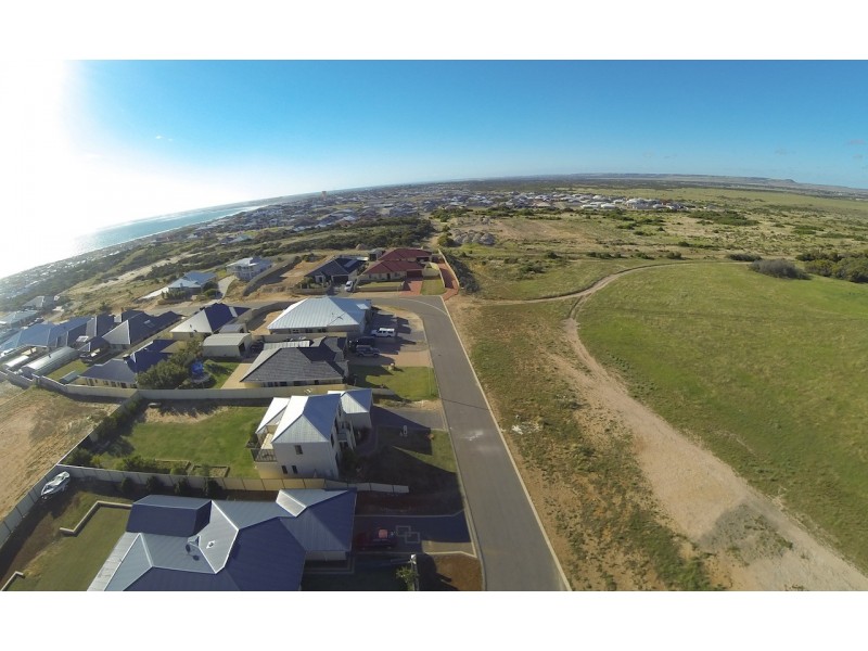 37 Jackson Loop, Wandina WA 6530