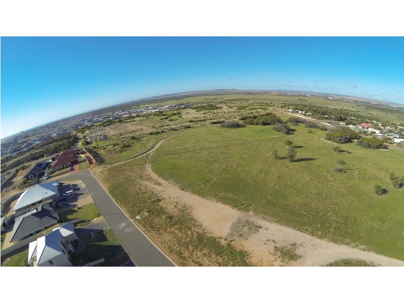 37 Jackson Loop, Wandina WA 6530