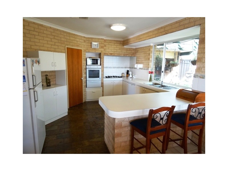 14 Ti-Tree Street, Wandina WA 6530