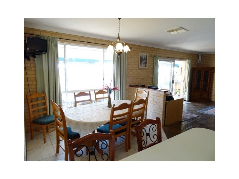 14 Ti-Tree Street, Wandina WA 6530