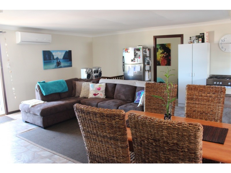 18 Downes Way, Port Denison WA 6525