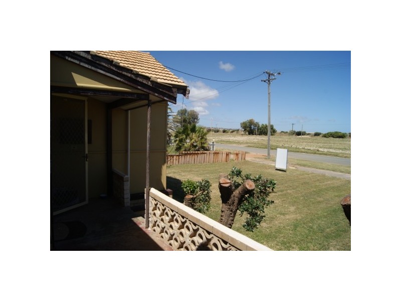 15 Maley Way, Beachlands WA 6530