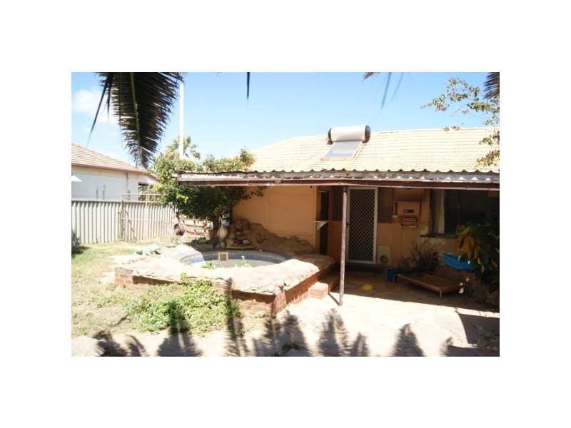 15 Maley Way, Beachlands WA 6530