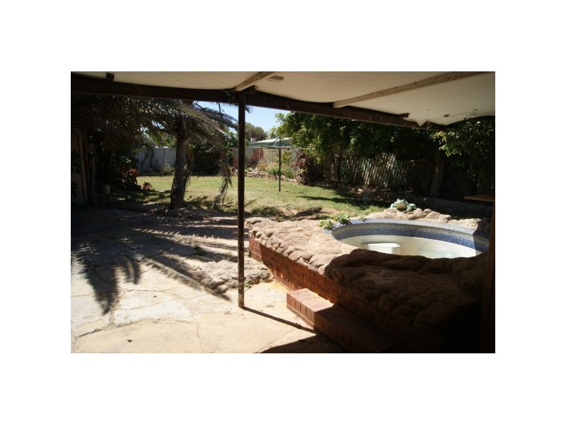 15 Maley Way, Beachlands WA 6530