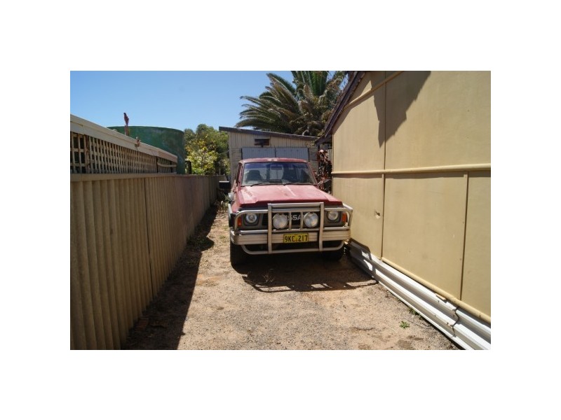 15 Maley Way, Beachlands WA 6530