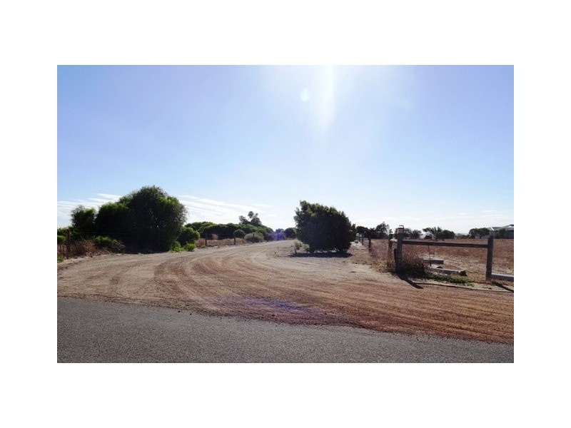 16 Meadowcroft Street, Rudds Gully WA 6532