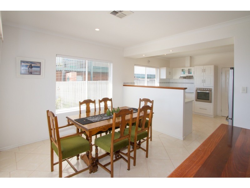 43 Hakea Street, Tarcoola Beach WA 6530