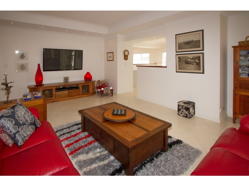 43 Hakea Street, Tarcoola Beach WA 6530