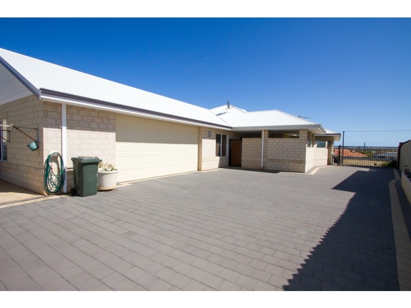 43 Hakea Street, Tarcoola Beach WA 6530