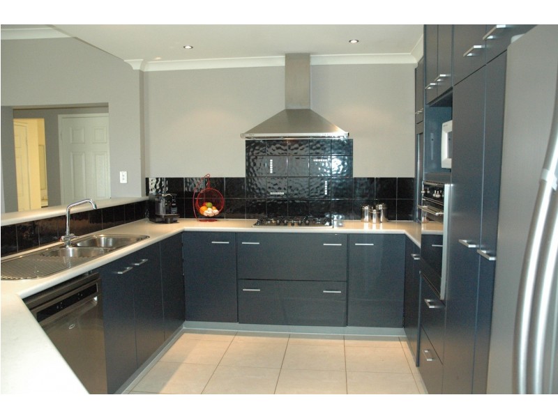 10 Ajax Drive, Wandina WA 6530