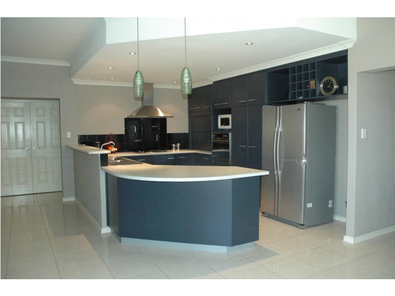 10 Ajax Drive, Wandina WA 6530