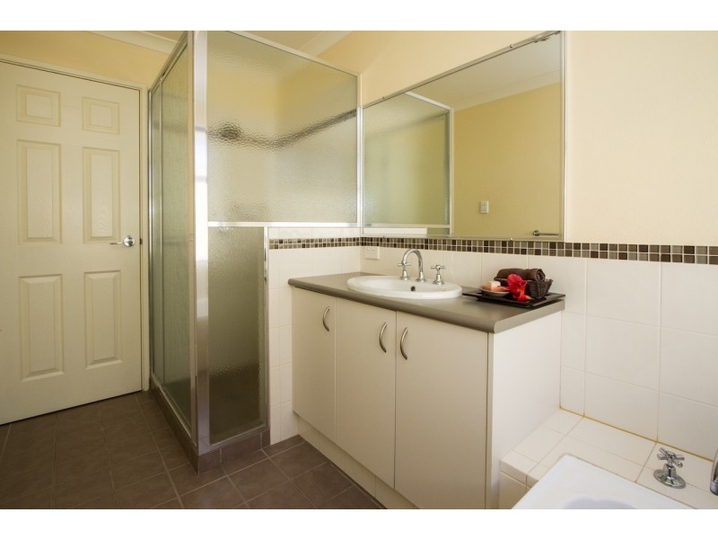 10 Ajax Drive, Wandina WA 6530