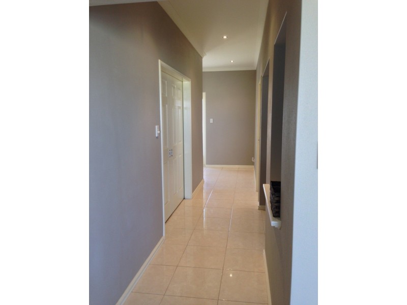 10 Ajax Drive, Wandina WA 6530