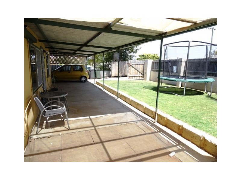 5 James Street, Geraldton WA 6530