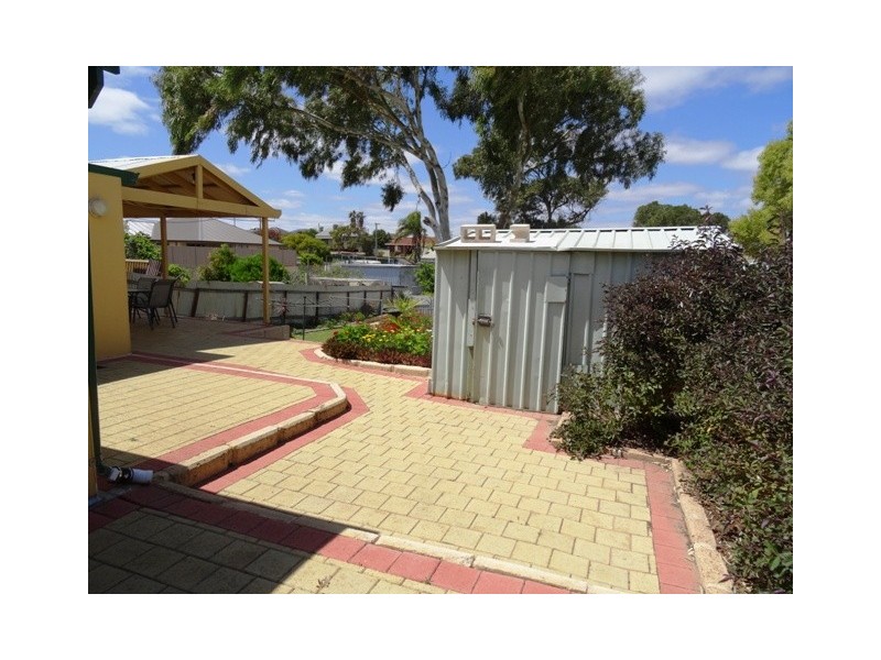 5 James Street, Geraldton WA 6530