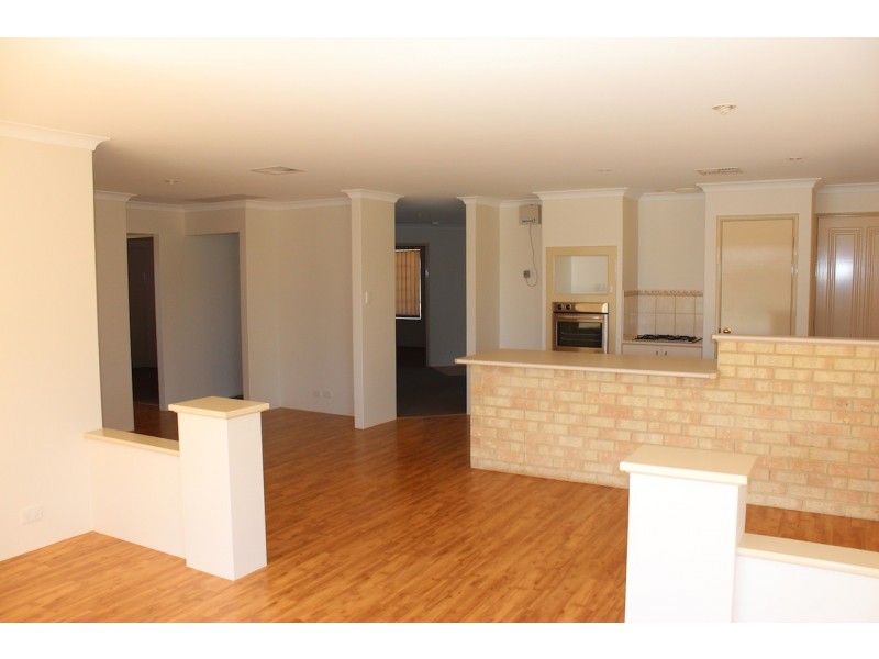 40 Winnetta Ridge, Wandina WA 6530