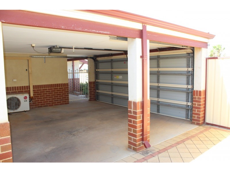 40 Winnetta Ridge, Wandina WA 6530