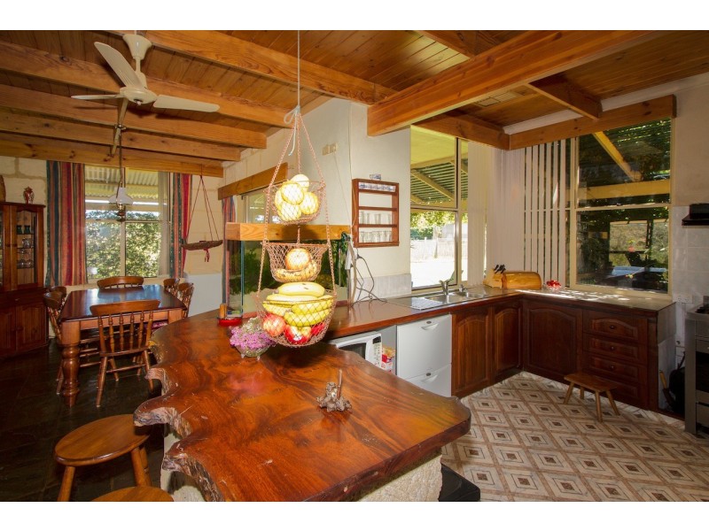 210 Nanson-Howatharra Road, Nanson WA 6532