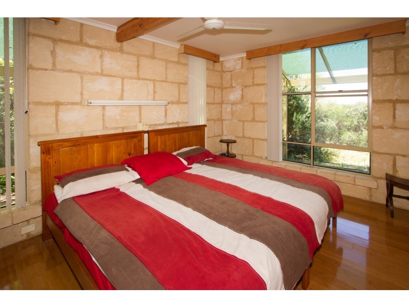 210 Nanson-Howatharra Road, Nanson WA 6532