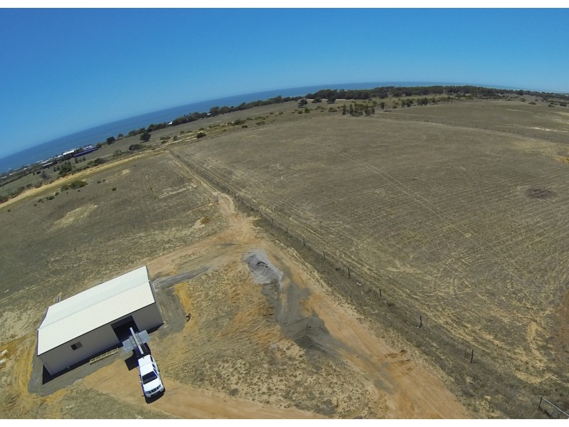 18 Cargeeg Bend, White Peak WA 6532