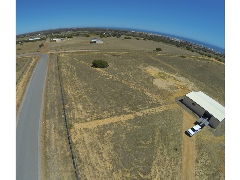 18 Cargeeg Bend, White Peak WA 6532