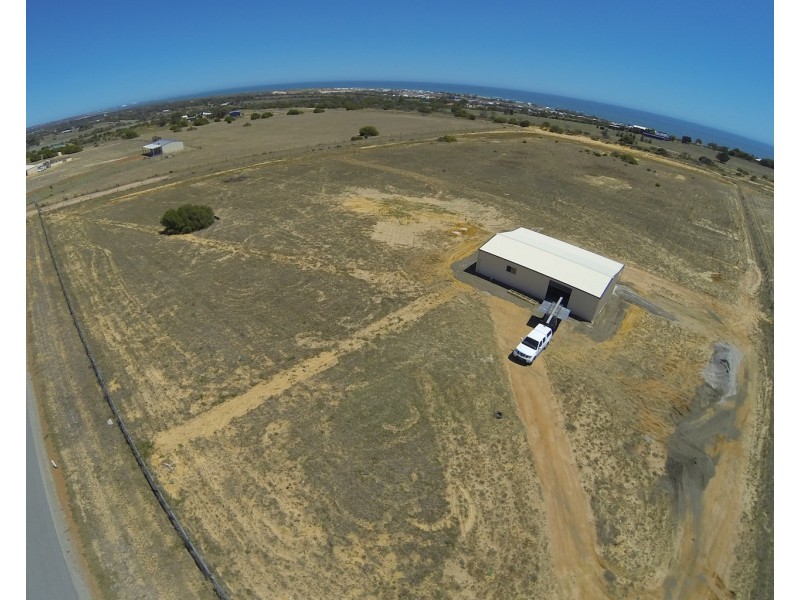 18 Cargeeg Bend, White Peak WA 6532