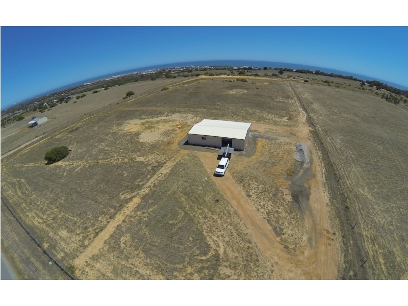 18 Cargeeg Bend, White Peak WA 6532