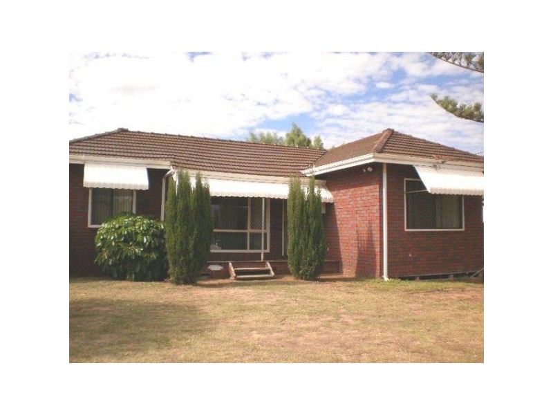 37 Crowther Street, Beachlands WA 6530